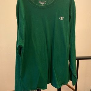 Men’s Champion long sleeve shirt